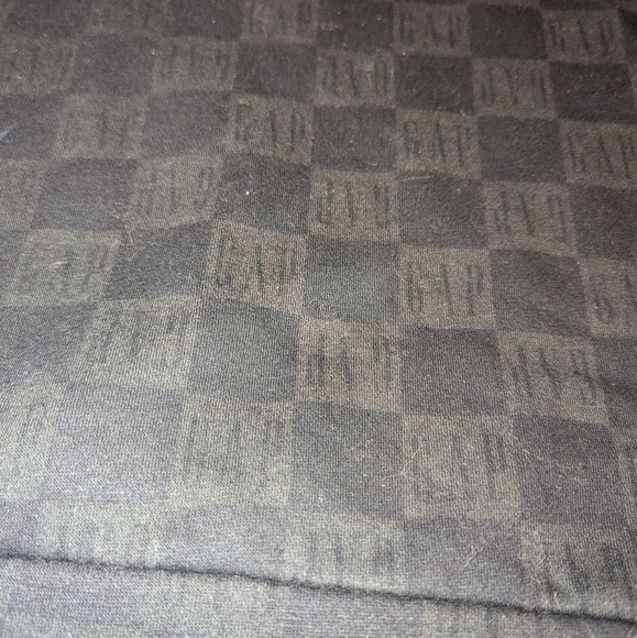 Black GAP hoodie - large - slightly cropped soft hooded sweatshirt - Checkered - Picture 5 of 10